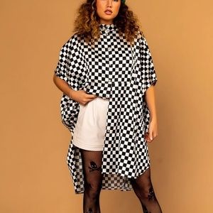 LALA ORIGINAL DESIGN: Live a Little Oversized Top in Checkerboard NWT size med